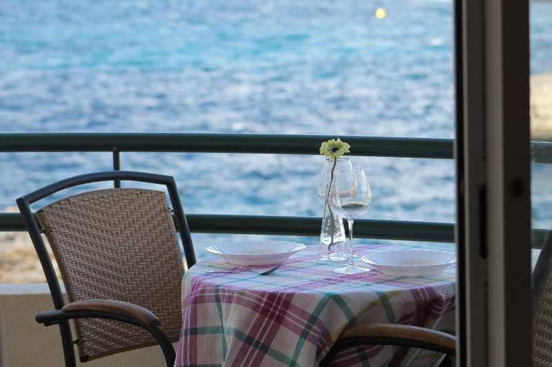 Appartement Sol Ponent à Cala Blanca  Extérieur photo